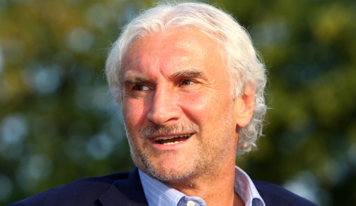 Rudi Völler ist begeistert von der Arbeit von Trainer-Routinier Jupp Heynckes