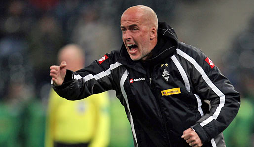 Trainer Michael Frontzeck ist mit Borussia Mönchengladbach seit dem 2. Spieltag ohne Sieg