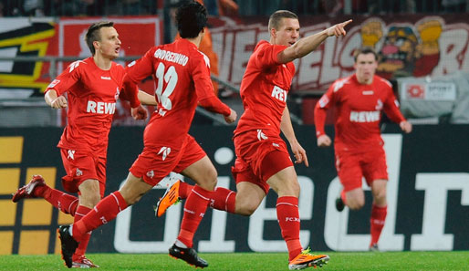 Kölner Jubel: Lukas Podolski (3.v.l.) brachte den FC gegen Bremen früh in Führung