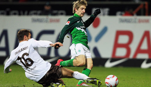 Werder Bremen hat sich in der Hinrunde klar mit 3:0 gegen St. Pauli durchgesetzt