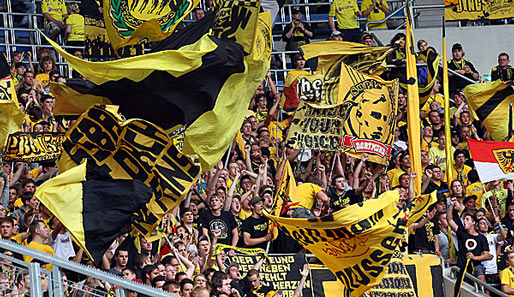 Beim Hinspiel wurden BVB-Fans mit einer Anlage beschallt, um Schmähgesänge zu unterdrücken