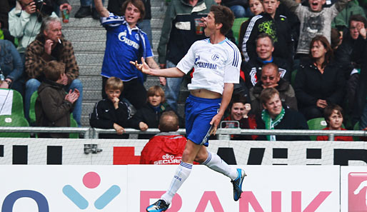 Klaas-Jan Huntelaar sichert sich mit 29 Treffern die Torjägerkanone 2012