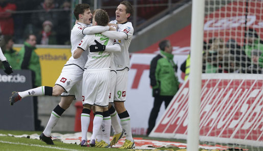 Die Gladbacher bejubeln den Treffer zum 2:0 gegen Fortuna Düsseldorf