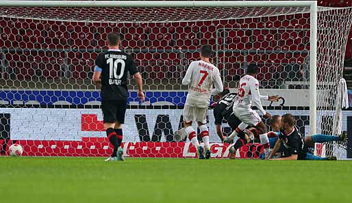 Das Hinspiel gewann der VfB Stuttgart gegen den FC Augsburg mit 2:1