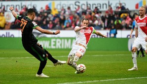 Davie Selke schießt die Werderaner zum zwischenzeitlichen 1:0 gegen den 1. FC Köln