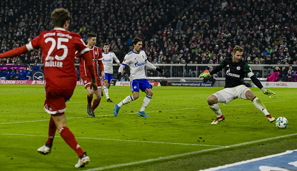 Der FC Bayern München hat das Top-Spiel gegen Schalke 04 für sich entschieden.