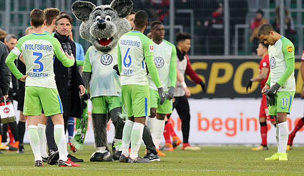 Unter Bruno Labbadia wartet der VfL Wolfsburg noch immer auf den ersten Sieg.