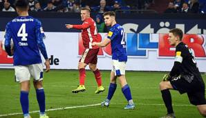 Bescherte Fortuna Düsseldorf mit drei Toren einen schmeichelhaften Punktgewinn beim FC Schalke 04: Rouwen Hennings.