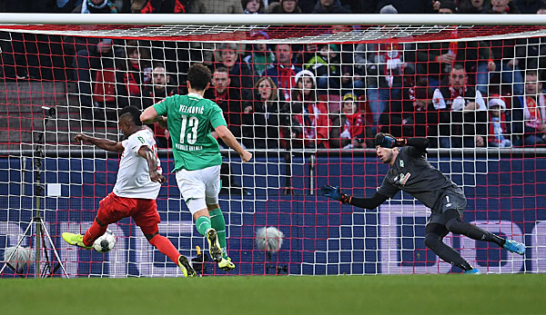 Jhon Cordoba erzielt das 1:0 für Köln.