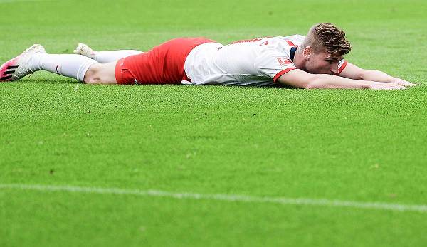 Bruchlandung gegen das Schlusslicht: Timo Werner kassierte mit RB Leipzig am 30. Spieltag einen späten Rückschlag im Kampf um die Champions-League-Plätze beim SC Paderborn.