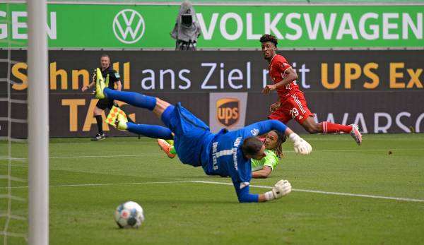 Kingsley Coman schoss die Bayern in Wolfsburg früh in Führung.