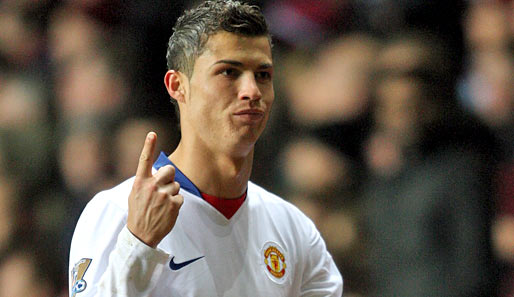Mit dieser Geste machte sich Manchesters Cristiano Ronaldo keine Freunde in Birmingham