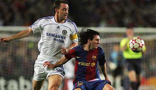 Trafen sich zuletzt 2006 in der Champions League: Chelsea mit John Terry und Barca mit Lionel Messi