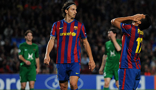 Pedro Rodriguez (l.) und Zlatan Ibrahimovic (r.) können die Blamage kaum begreifen