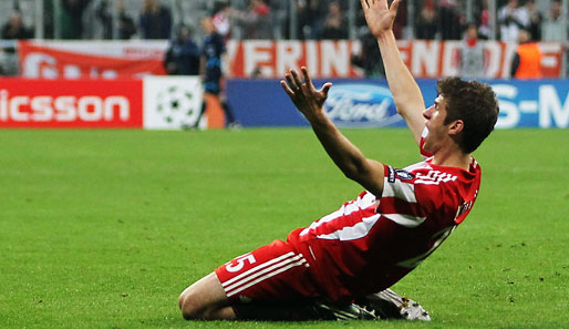 Thomas Müller brachte die Bayern gegen AS Rom per Kunstschuss mit 1:0 in Führung