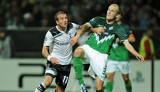 Rafael van der Vaart (l.) droht im Rückspiel gegen Werder Bremen auszufallen