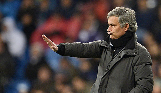 José Mourinho - hilft der Portugiese aus Freundschaft, oder plant er einen Wechsel nach Paris?