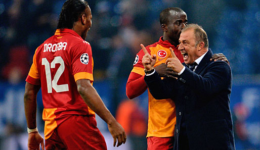 Der temperamentvolle Fatih Terim weiß, wie er seine Stars um Didier Drogba zu motivieren hat