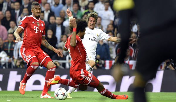 Fabio Coentrao bereitete das 1:0 von Real Madrid durch Karim Benzema vor