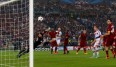 Mit einem "typischen Robben-Tor" sorgte Arjen Robben schon früh für die 1:0-Führung der Bayern