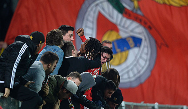 Bad in der Menge: Jungstar Renato Sanches lässt sich von seinen Fans feiern