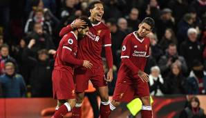 Mohamed Salah feiert mit Virgil van Dijk einen Treffer für den FC Liverpool.