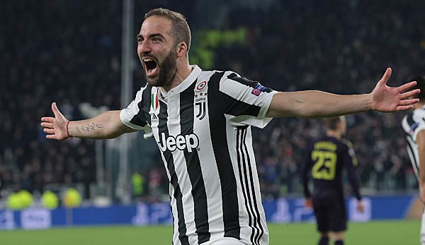 Juventus Turin: Gonzalo Higuain kritisiert "Sessel"-Fans vor dem TV.