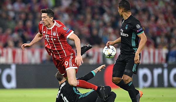 Robert Lewandowski hat mit dem FC Bayern trotz zwischenzeitlicher Führung gegen Real verloren.