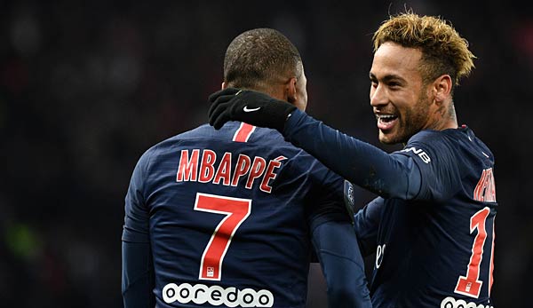 Kylian Mbappe und Neymar spielen bei Paris Saint-Germain.
