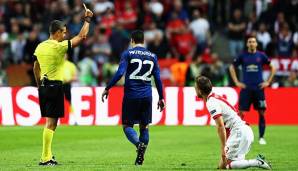 Ohne Final-Erfahrung ist Skomina keinesfalls. 2017 leitete der Slowene das Endspiel der Europa League zwischen Ajax und Manchester United. Damals zückte der erfahrene FIFA-Schiedsrichter sechs gelbe Karten.