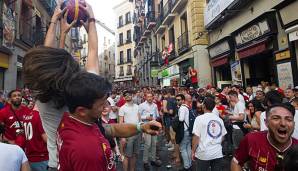 Fans des FC Liverpool bevölkerten bereits lange vor Spielbeginn die Innenstadt von Madrid.