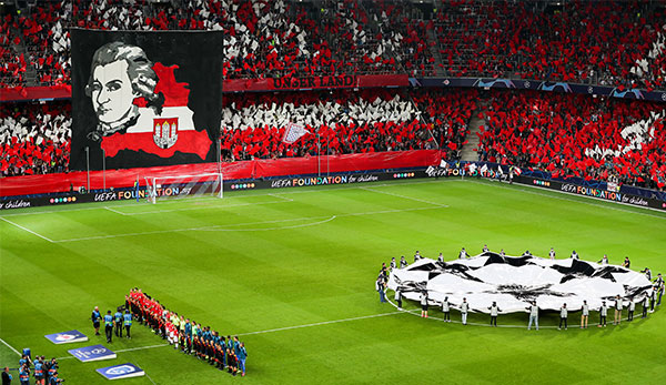 Choreo von Red Bull Salzburg gegen den KRC Genk in der Champions League