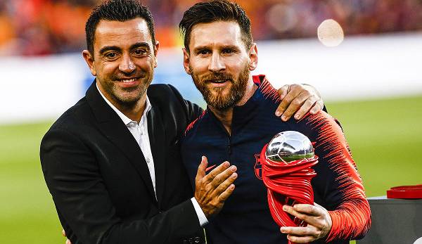 Einst Teamkollegen, bald Trainer und Superstar? Xavi und Lionel Messi verbindet eine lange Historie beim FC Barcelona.
