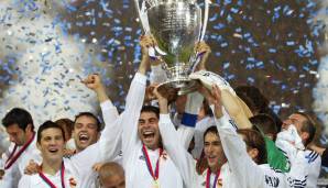 Platz 7 – REAL MADRID (2002): 12 Siege aus 17 Spielen (70,6 Prozent Siegquote; 35:14 Tore)