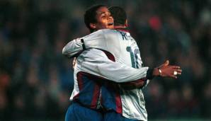 Platz 8: RIVALDO (10) und PATRICK KLUIVERT (7) - 17 Tore für den FC Barcelona in der Saison 1999/2000.