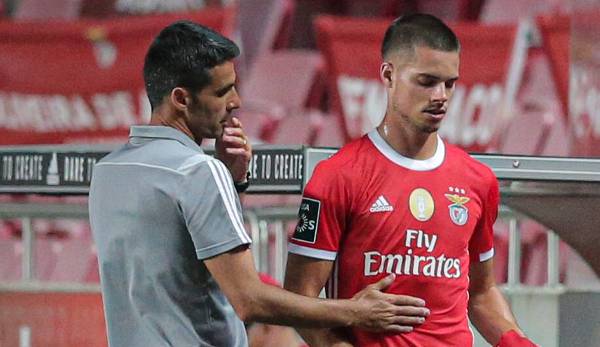 Julian Weigl (r.) und Benfica Lissabon spielen in dieser Saison nicht in der Champions League.