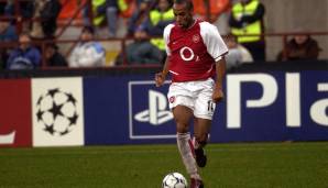 Henry im Haaland-Vergleich: 12. CL-Tor im 26. Spiel am 04.04.2001 für FC Arsenal gegen FC Valencia (2:1). Alter: 23 Jahre, 8 Monate.