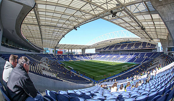 Das Estadio do Dragao, auf Deutsch Drachenstadion, ist das Stadion des FC Porto. Es bietet 50.948 Personen Platz.