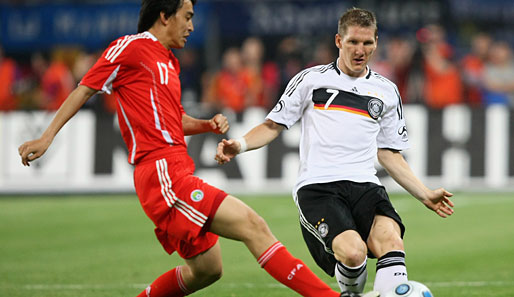 Bastian Schweinsteiger war stets bemüht, Ordnung in die Angriffe des DFB-Teams zu bringen