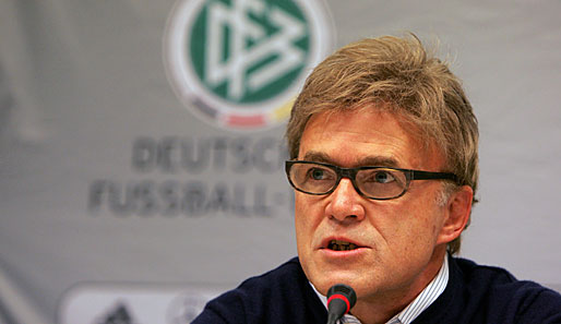 Urs Siegenthaler ist seit dem 13. Mai 2005 Spielebeobachter beim DFB