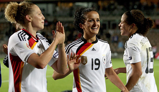 Die deutschen Frauen jubeln über den erneuten Einzug in ein großes Finale
