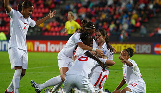 Englands Frauen stehen nach dem Sieg gegen die Niederlande im EM-Finale