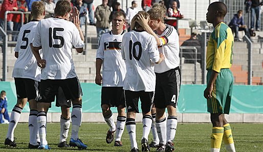 Die deutsche U 20 sicherte sich durch einen 3:0-Sieg gegen Kamerun den Gruppensieg