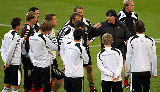 Das Training der DFB-Auswahl wurde nach dem tragischen Tod von Robert Enke abgesagt