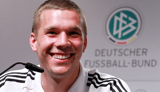 Lukas Podolski rechnet damit, bei der WM auf der linken Seite eingesetzt zu werden