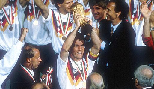 Franz Beckenbauer feierte 1990 als Teamchef den Weltmeistertitel mit der Nationalmannschaft