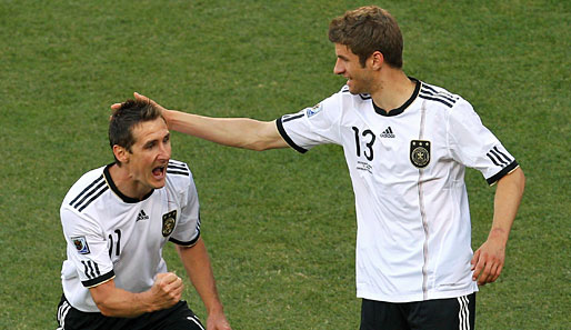 Miroslav Klose (l.) und Thomas Müller erzielten jeweils 53 und fünf Länderspieltore