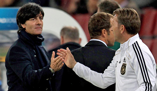 Joachim Löw (l.) stieg 2006 nach dem Amtsende von Jürgen Klinsmann vom Co- zum Cheftrainer auf