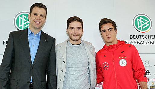 Oliver Bierhoff, Daniel Brühl und Mario Götze (v.l.n.r.) stellten sich den Fragen auf der DFB-PK