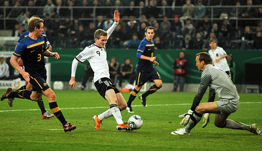 Der Mainzer Andre Schürrle (Mitte) war beim 1:2 gegen Australien noch der beste Deutsche